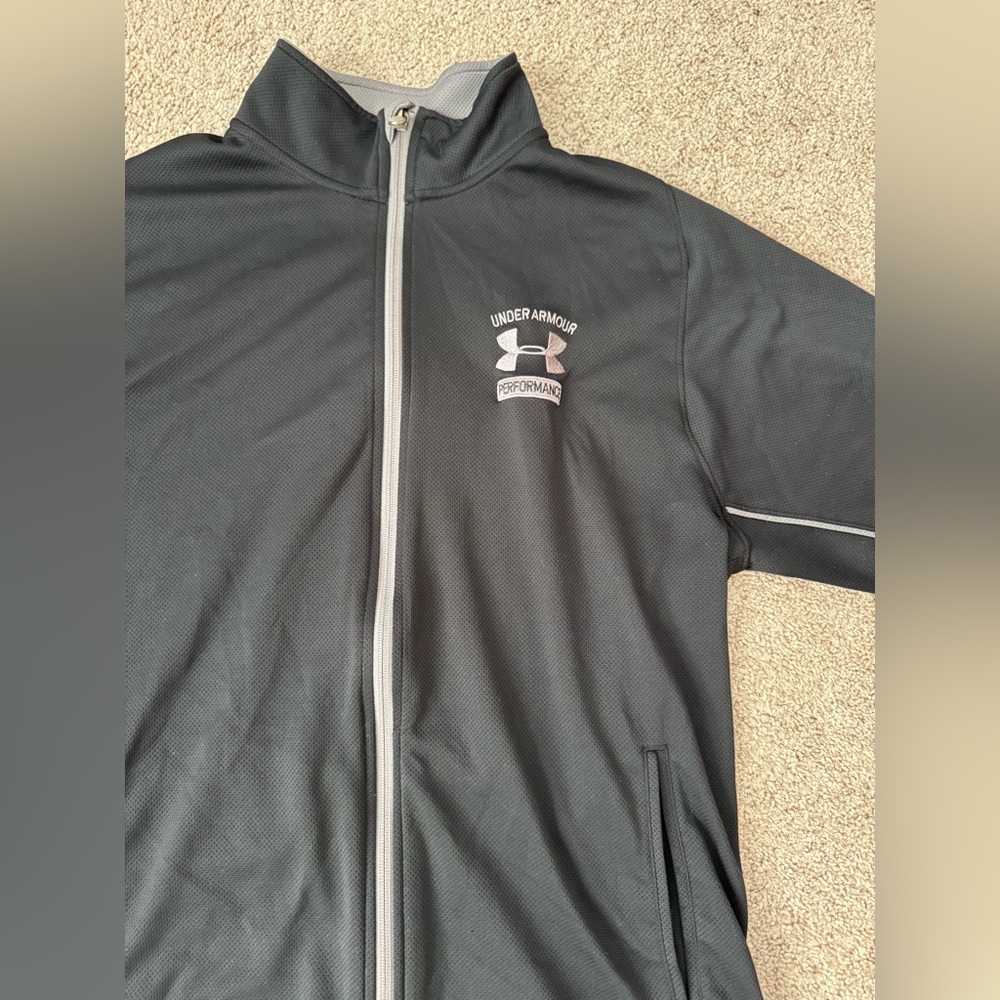 Under Armour Jacket Large - Picture 4 of 8
